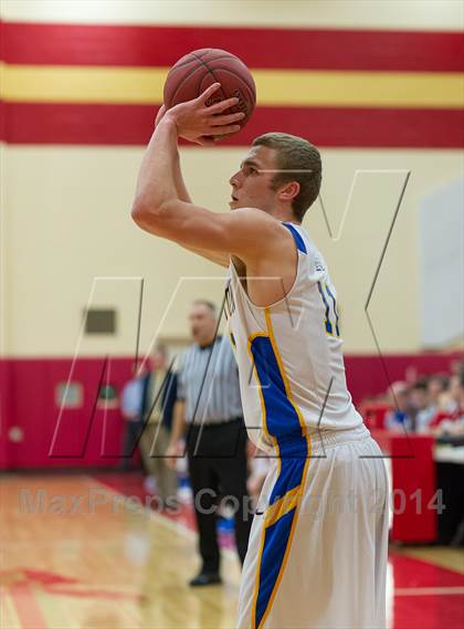 Thumbnail 3 in Franklin Regional vs. Hampton (WPIAL Class AAAA Quarterfinal) photogallery.
