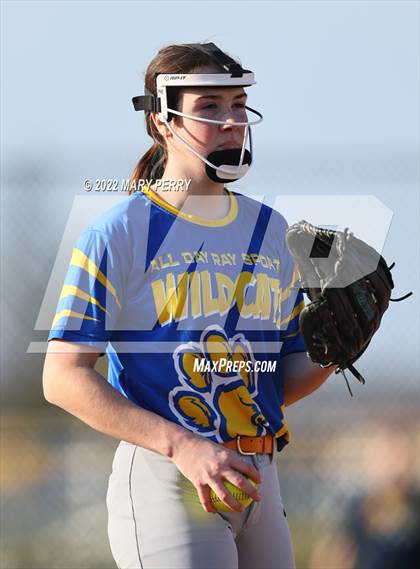 Thumbnail 1 in Springdale @ Shenango photogallery.