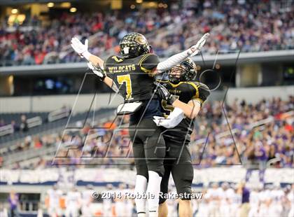 Thumbnail 2 in Canadian vs. Mason (UIL 2A Division 1 Final) photogallery.