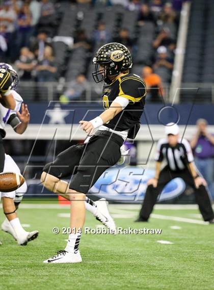 Thumbnail 1 in Canadian vs. Mason (UIL 2A Division 1 Final) photogallery.