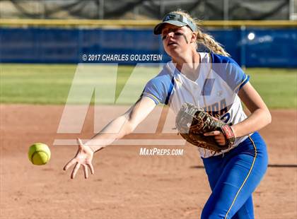 Thumbnail 3 in Royal @ Agoura photogallery.