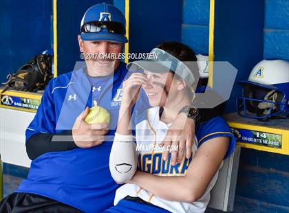 Thumbnail 2 in Royal @ Agoura photogallery.