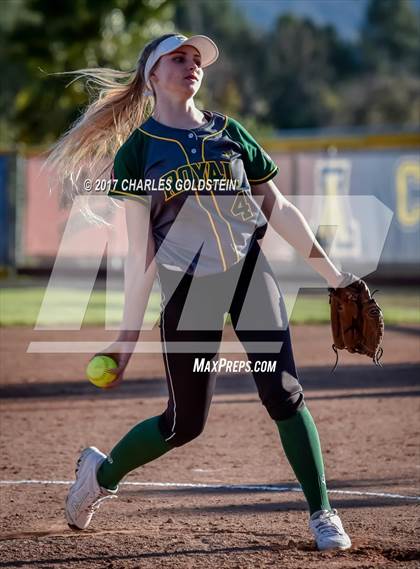 Thumbnail 2 in Royal @ Agoura photogallery.