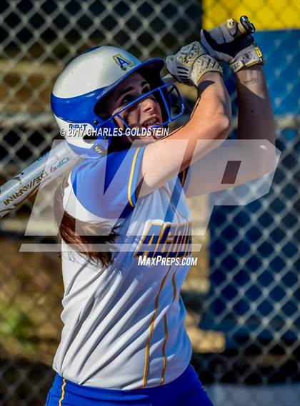 Thumbnail 2 in Royal @ Agoura photogallery.