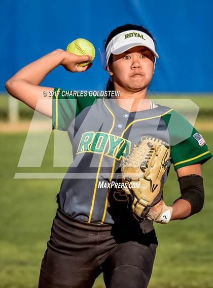 Thumbnail 1 in Royal @ Agoura photogallery.