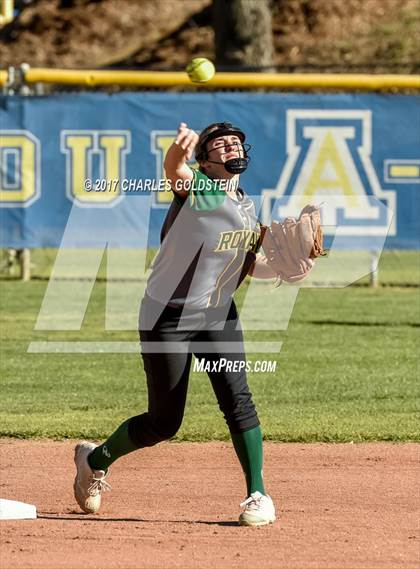 Thumbnail 2 in Royal @ Agoura photogallery.