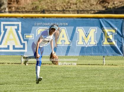 Thumbnail 2 in Royal @ Agoura photogallery.
