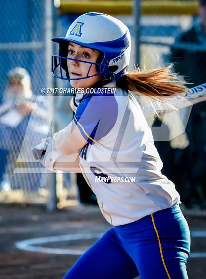 Thumbnail 1 in Royal @ Agoura photogallery.