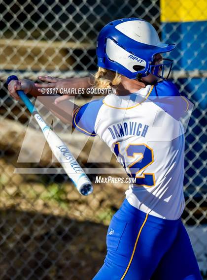 Thumbnail 3 in Royal @ Agoura photogallery.