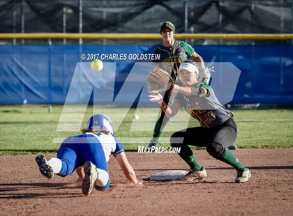 Thumbnail 3 in Royal @ Agoura photogallery.