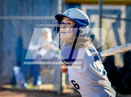 Thumbnail 1 in Royal @ Agoura photogallery.