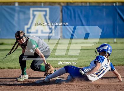 Thumbnail 1 in Royal @ Agoura photogallery.