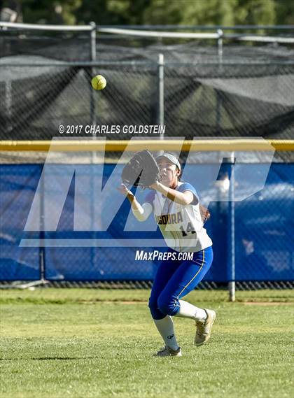 Thumbnail 2 in Royal @ Agoura photogallery.
