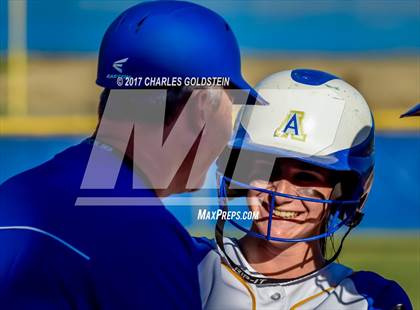 Thumbnail 3 in Royal @ Agoura photogallery.