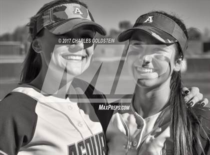 Thumbnail 2 in Royal @ Agoura photogallery.