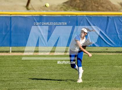 Thumbnail 3 in Royal @ Agoura photogallery.