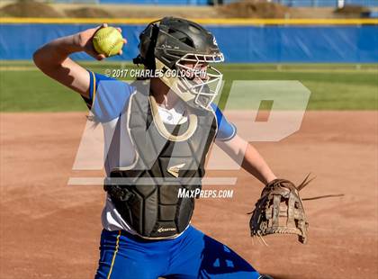 Thumbnail 3 in Royal @ Agoura photogallery.