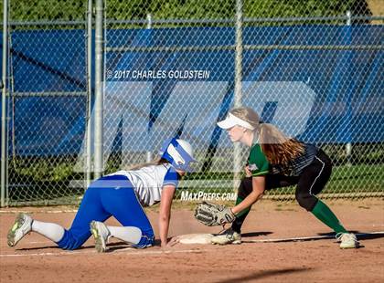 Thumbnail 3 in Royal @ Agoura photogallery.