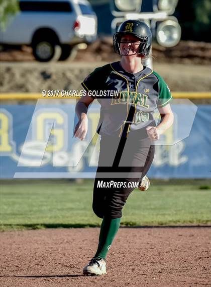 Thumbnail 2 in Royal @ Agoura photogallery.