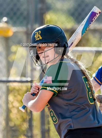 Thumbnail 2 in Royal @ Agoura photogallery.