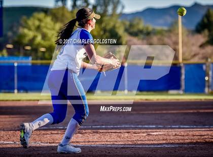 Thumbnail 1 in Royal @ Agoura photogallery.