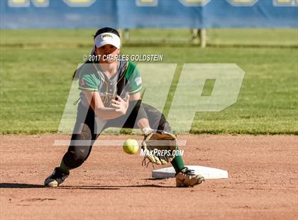 Thumbnail 3 in Royal @ Agoura photogallery.