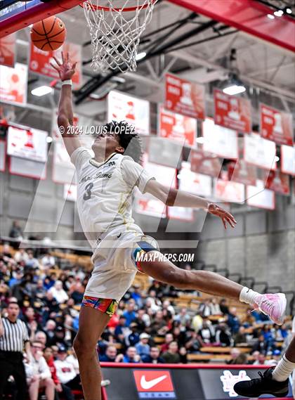 Thumbnail 1 in Bishop Gorman @ Notre Dame (SO) (Nike Extravaganza) photogallery.