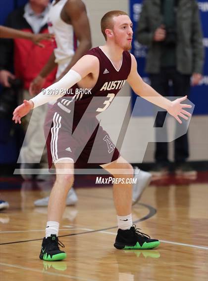 Thumbnail 2 in Westlake vs Austin High photogallery.