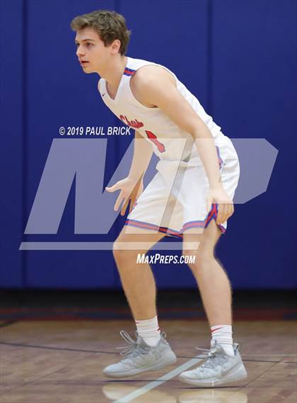 Thumbnail 2 in Westlake vs Austin High photogallery.