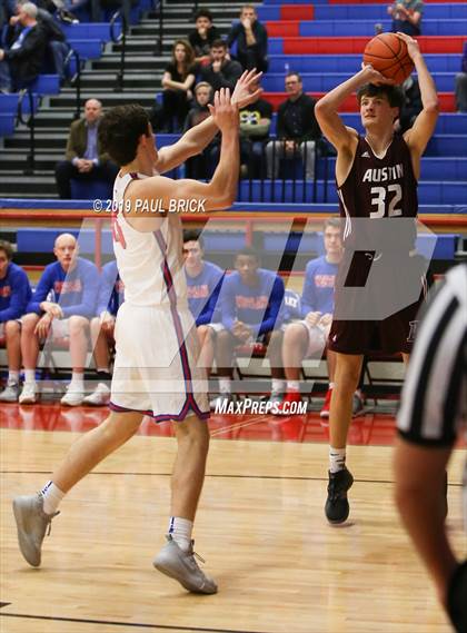 Thumbnail 3 in Westlake vs Austin High photogallery.