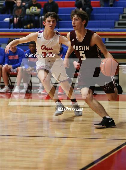 Thumbnail 2 in Westlake vs Austin High photogallery.
