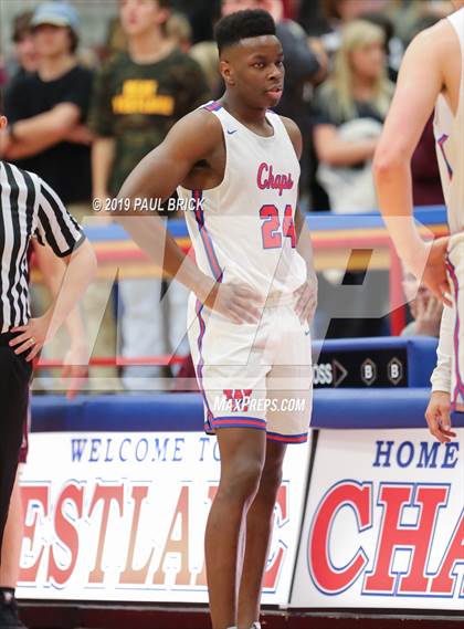Thumbnail 2 in Westlake vs Austin High photogallery.
