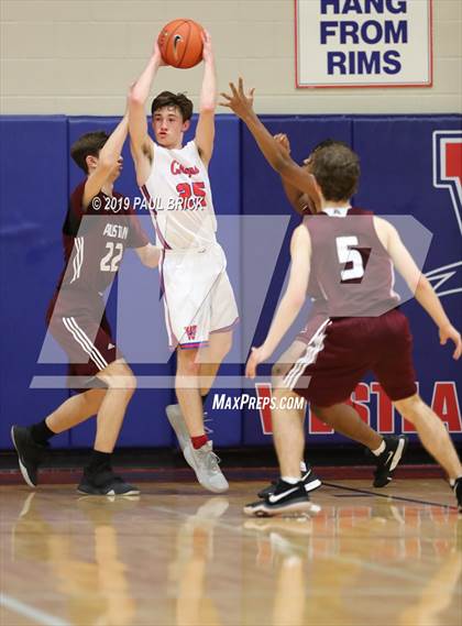 Thumbnail 3 in Westlake vs Austin High photogallery.