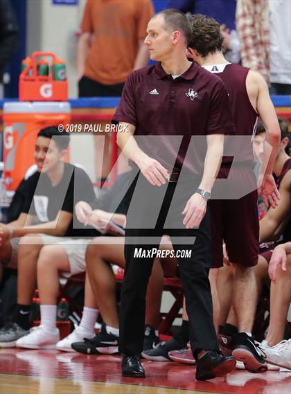 Thumbnail 3 in Westlake vs Austin High photogallery.