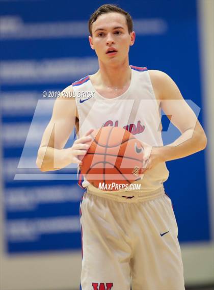 Thumbnail 2 in Westlake vs Austin High photogallery.