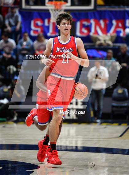 Thumbnail 3 in St. Ignatius @ Sacred Heart Cathedral Preparatory (Rivalry Game @ Haas Pavilion) photogallery.
