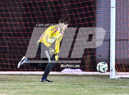 Thumbnail 2 in Central Catholic vs Reagan [Ronald] photogallery.