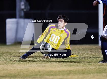 Thumbnail 3 in Central Catholic vs Reagan [Ronald] photogallery.
