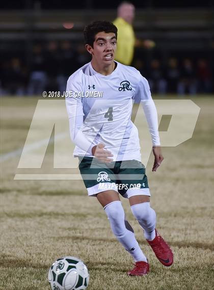 Thumbnail 2 in Central Catholic vs Reagan [Ronald] photogallery.