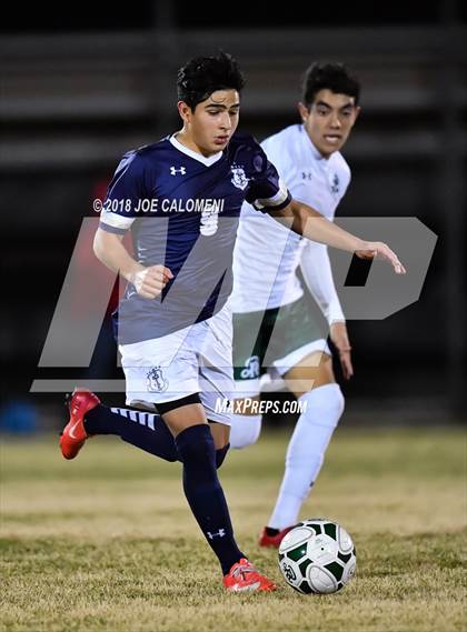 Thumbnail 2 in Central Catholic vs Reagan [Ronald] photogallery.