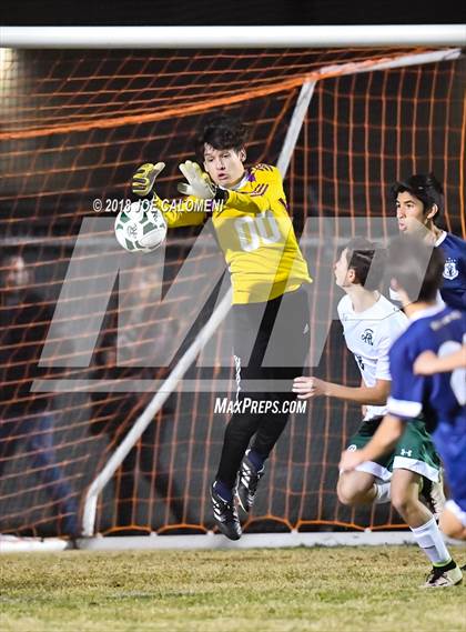 Thumbnail 3 in Central Catholic vs Reagan [Ronald] photogallery.
