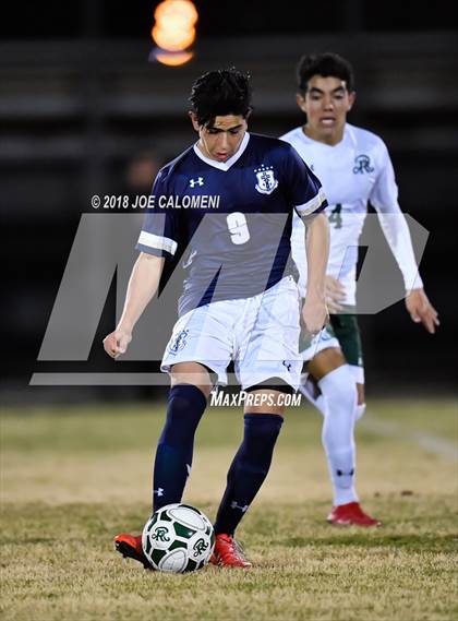 Thumbnail 3 in Central Catholic vs Reagan [Ronald] photogallery.