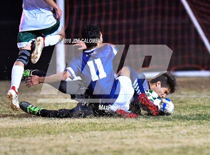 Thumbnail 3 in Central Catholic vs Reagan [Ronald] photogallery.