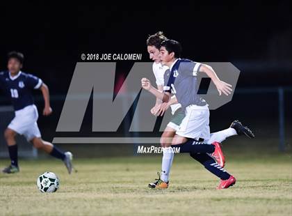 Thumbnail 3 in Central Catholic vs Reagan [Ronald] photogallery.