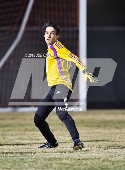 Thumbnail 1 in Central Catholic vs Reagan [Ronald] photogallery.
