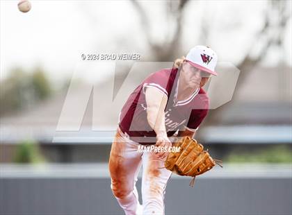 Thumbnail 3 in Ascension Catholic @ E.D. White photogallery.