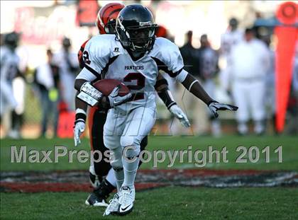 Thumbnail 2 in Calhoun City vs. Lumberton (MHSAA Class 2A Final) photogallery.
