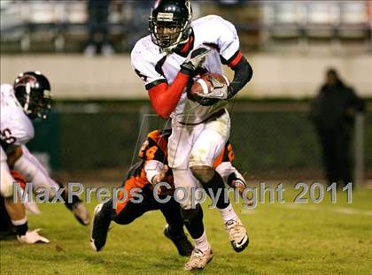 Thumbnail 1 in Calhoun City vs. Lumberton (MHSAA Class 2A Final) photogallery.
