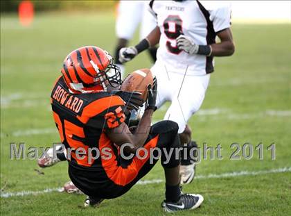 Thumbnail 3 in Calhoun City vs. Lumberton (MHSAA Class 2A Final) photogallery.