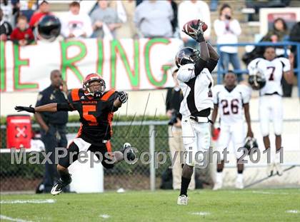 Thumbnail 3 in Calhoun City vs. Lumberton (MHSAA Class 2A Final) photogallery.